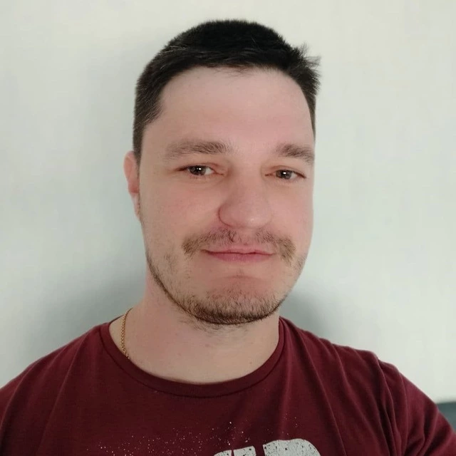 Розробник Максим Зленко
